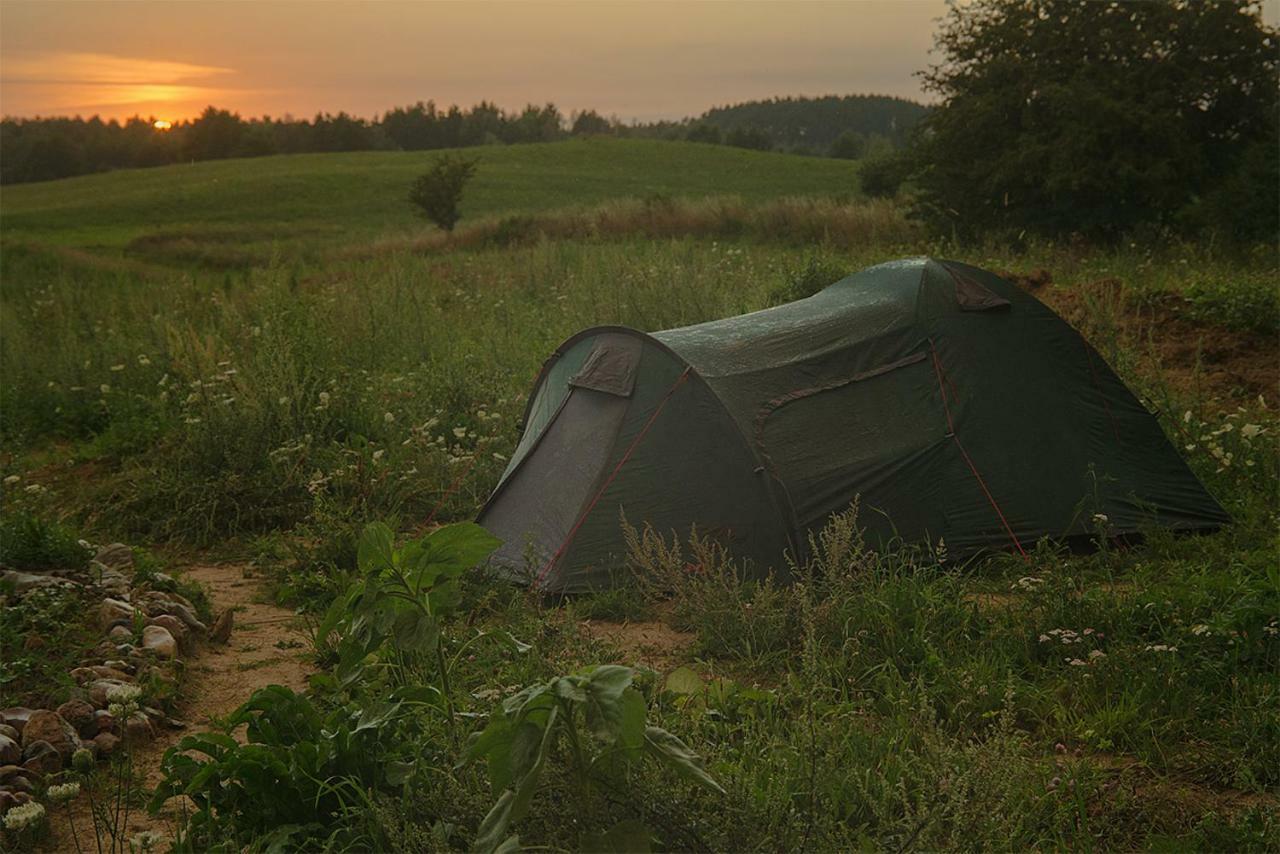Place For Tent - Miejsce Na Namiot U Stop Natury Kuty المظهر الخارجي الصورة